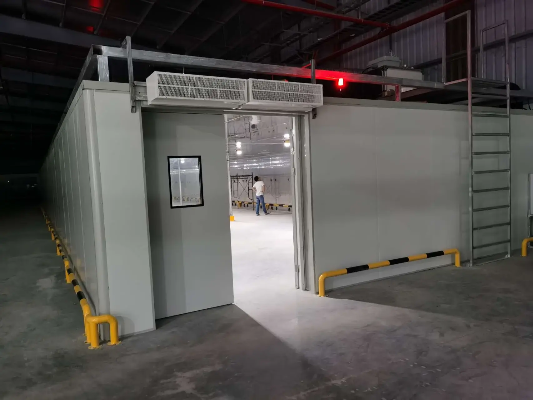 Precondition Room And Aeration Room - Image 3
